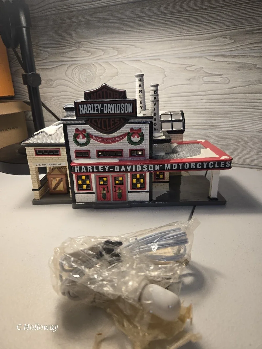 Dept 56 Snow Village Harley Davidson Building ***MISSING THE 2 MOTORCYCLES